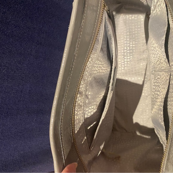 Kate Spade purse - Picture 2 of 3